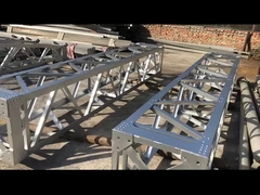 塔の建設のためのジンポール