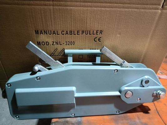 購入 建設および産業用リフティング用のポータブル設計の頑丈な軟鋼製ティフォアウィンチ online manufacture