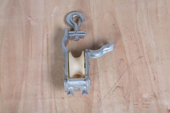 購入 耐腐食性仕上げのコンパクトで軽量なケーブル架線用シングルシーブ滑車ブロック online manufacture