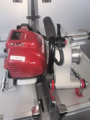 購入 700kgの容量と効率的なケーブル敷設のためのホンダGX50ガソリンエンジンを持つポータブルケーブルフィッダー online manufacture