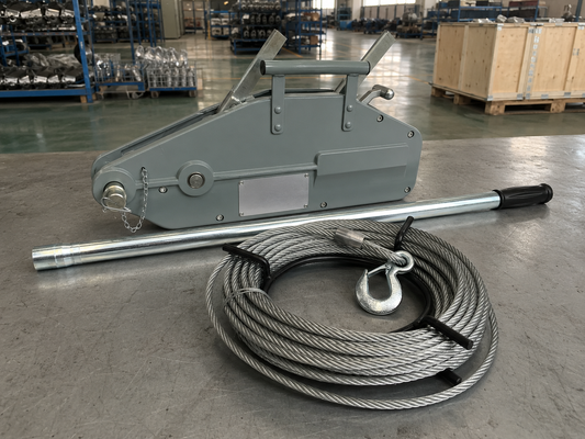 購入 0.8-5.4T 手動 建設およびリフティングのための20mワイヤロープを持つTirforケーブル引き取りウィンチ online manufacture