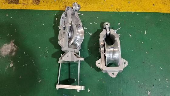 Φ178×76 トランスミッション・ラインケーブル設置用 10KNの名乗負荷を持つクロスアームマウントストリングブロック